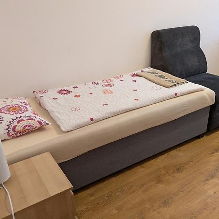 Apartman Bratislava City & Parking Exterior photo