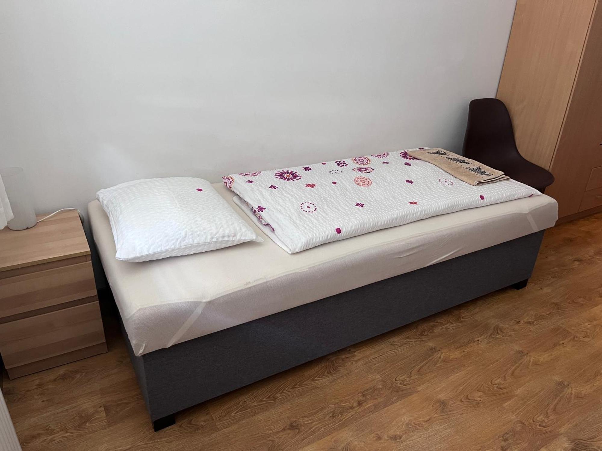 Apartman Bratislava City & Parking Exterior photo