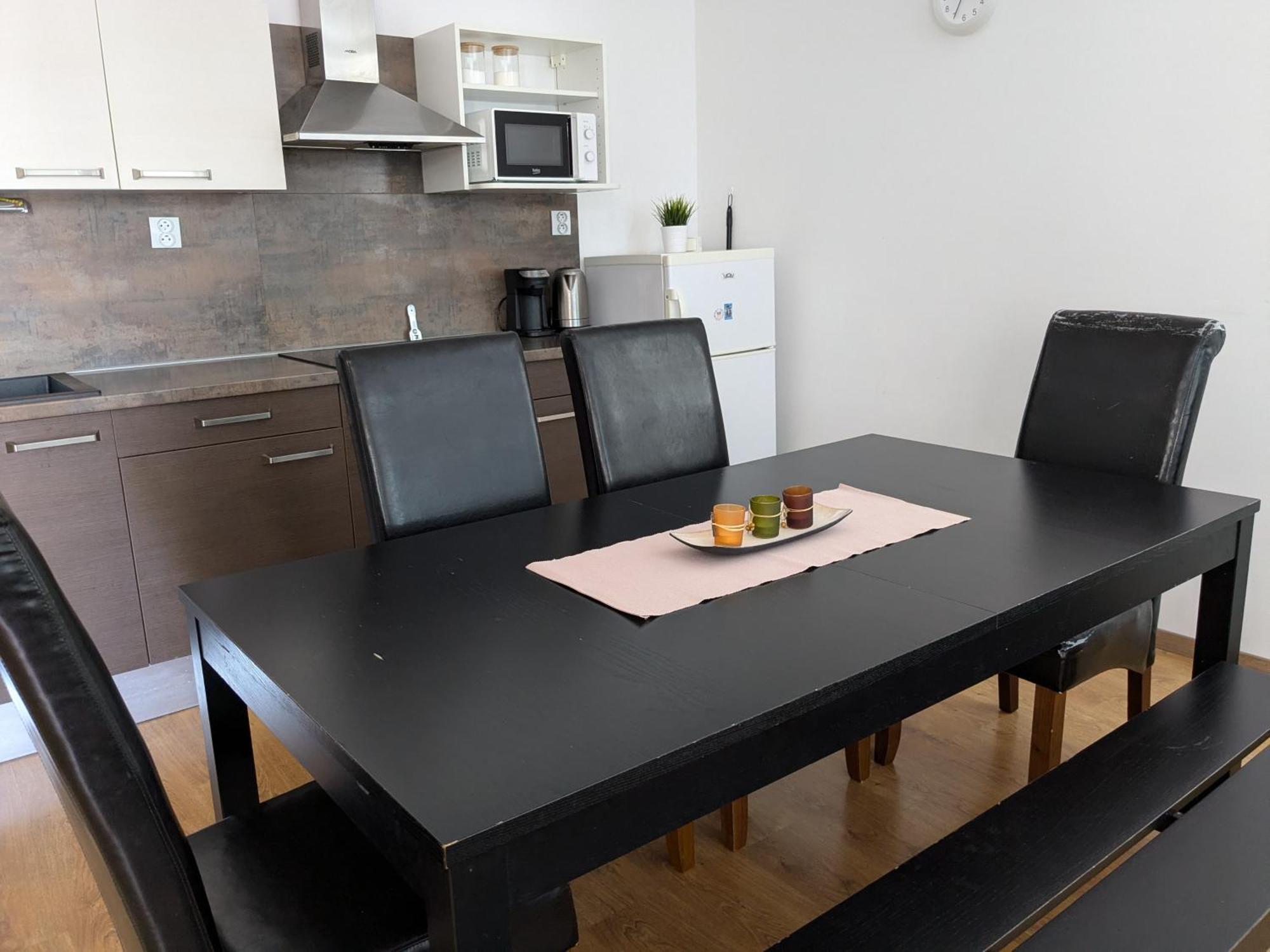 Apartman Bratislava City & Parking Exterior photo